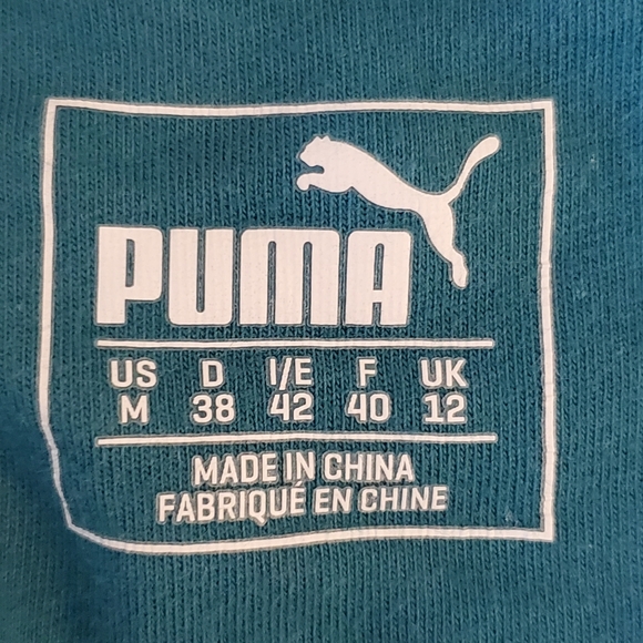 PUMA Cropped Teal Logo Sweatshirt - Picture 4 of 5